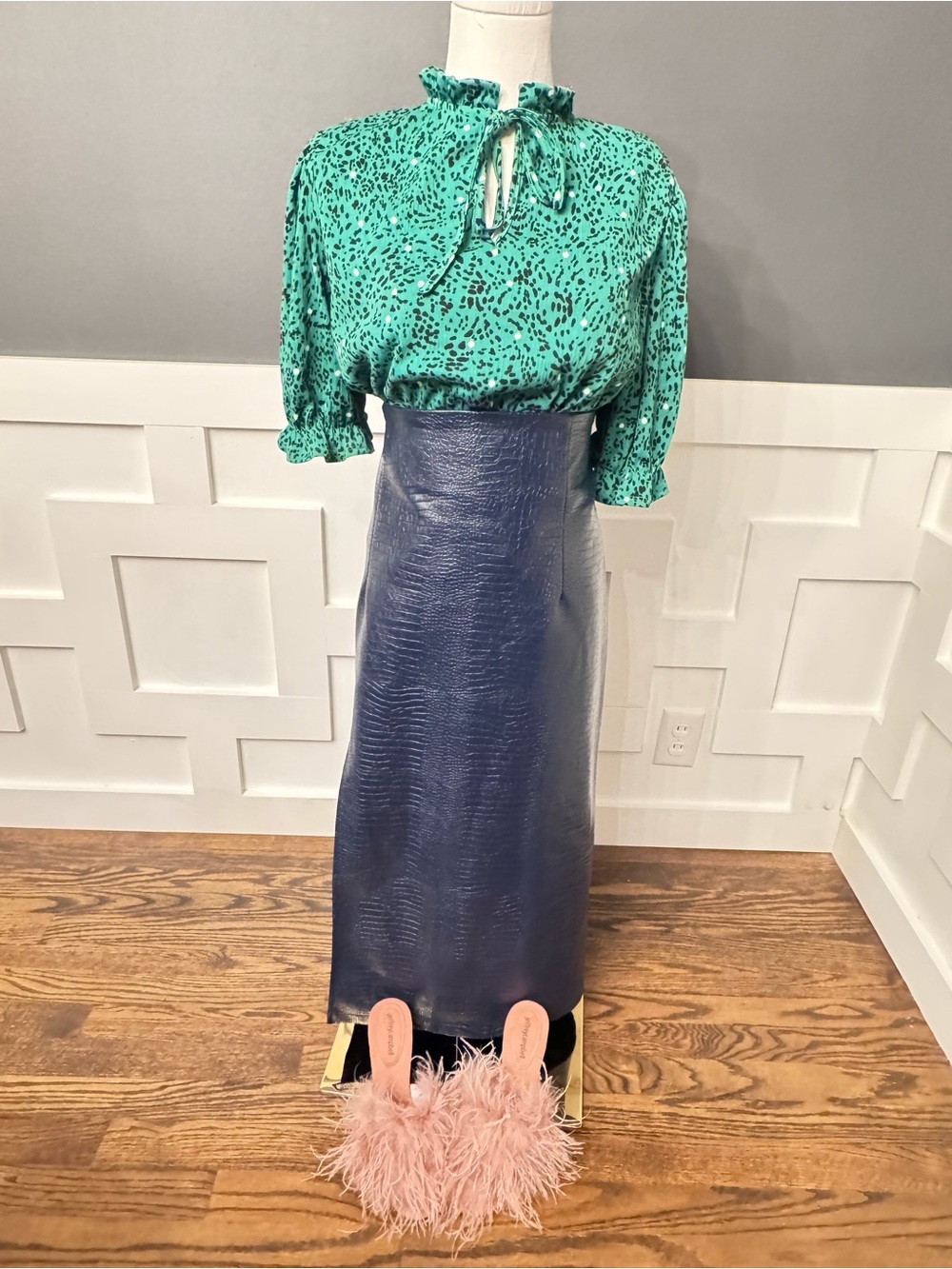 High-Waist Navy Crocodile Vegan Leather pencil Skirt